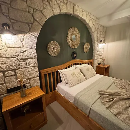 Sevilay Hanim Otel *