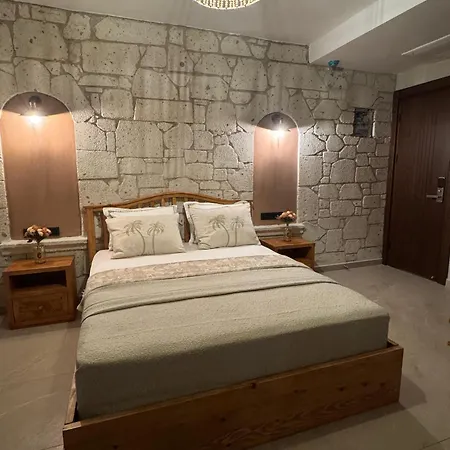 Sevilay Hanim Çeşme